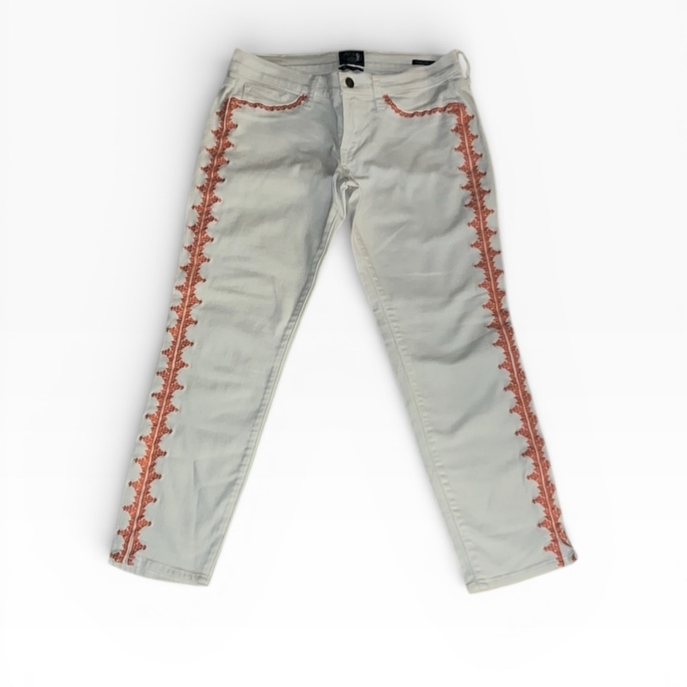 Lucky Brand Charlie Capri Embroidered Jeans size 6/28 - Picture 3 of 12